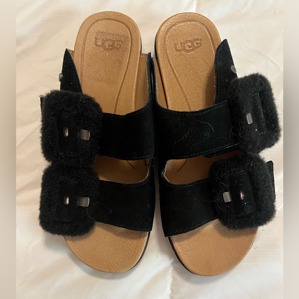 UGG sliders with furry buckle Size 6